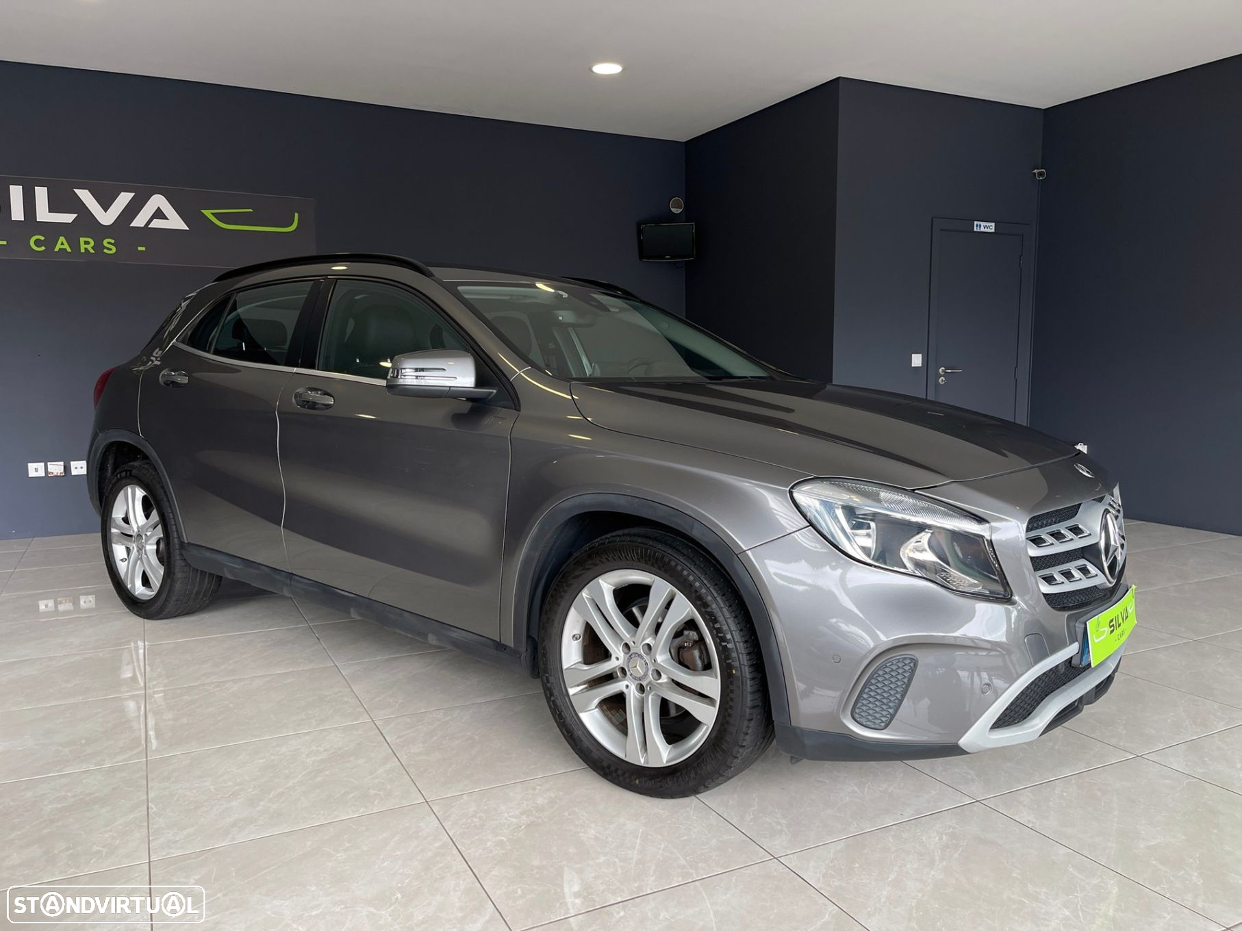 Mercedes-Benz GLA 200 d Urban - 4