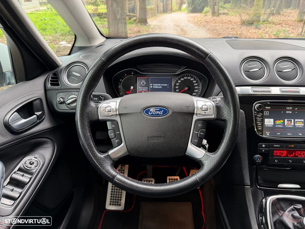 Ford S-Max 2.0 TDCi Titanium 7L - 10