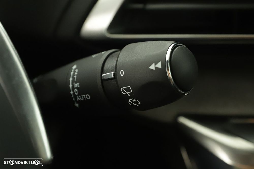 Peugeot 3008 1.2 PureTech GT EAT8 - 18