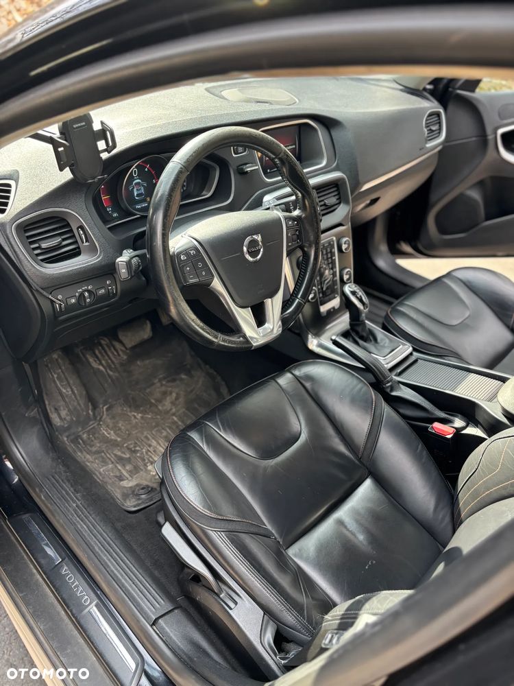 Volvo V40 Cross Country D4 Geartronic Ocean Race - 13
