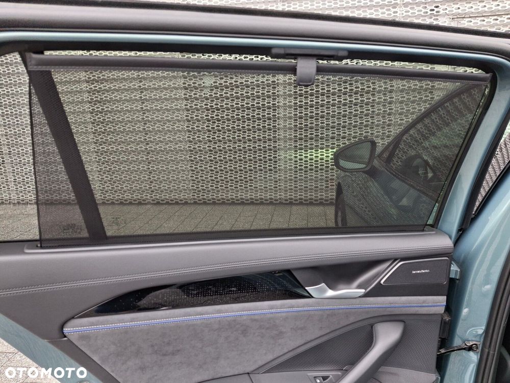 Volkswagen Passat - 15