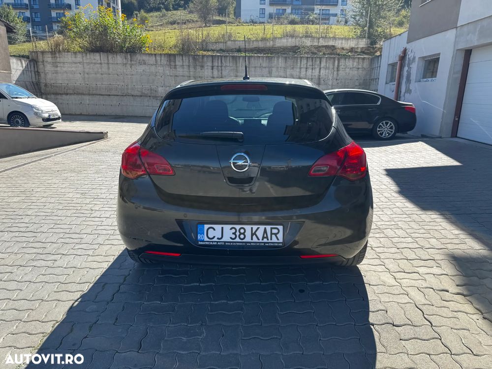 Opel Astra - 4