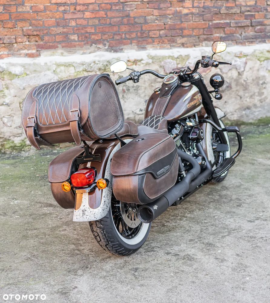 Harley-Davidson Softail Heritage Classic - 12