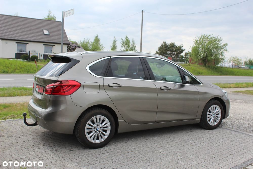 BMW Seria 2 218i Luxury Line - 13