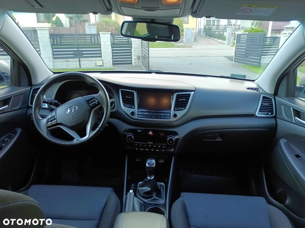 Hyundai Tucson blue 1.7 CRDi 2WD Style - 21