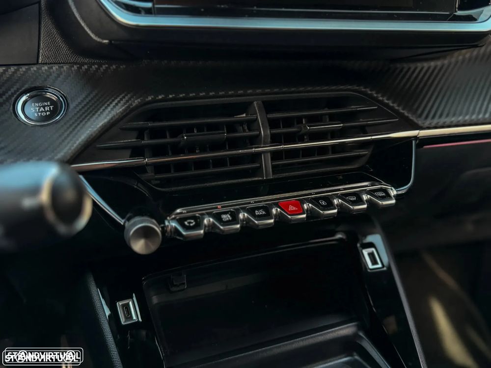 Peugeot 2008 1.5 BlueHDi GT Line EAT8 - 26