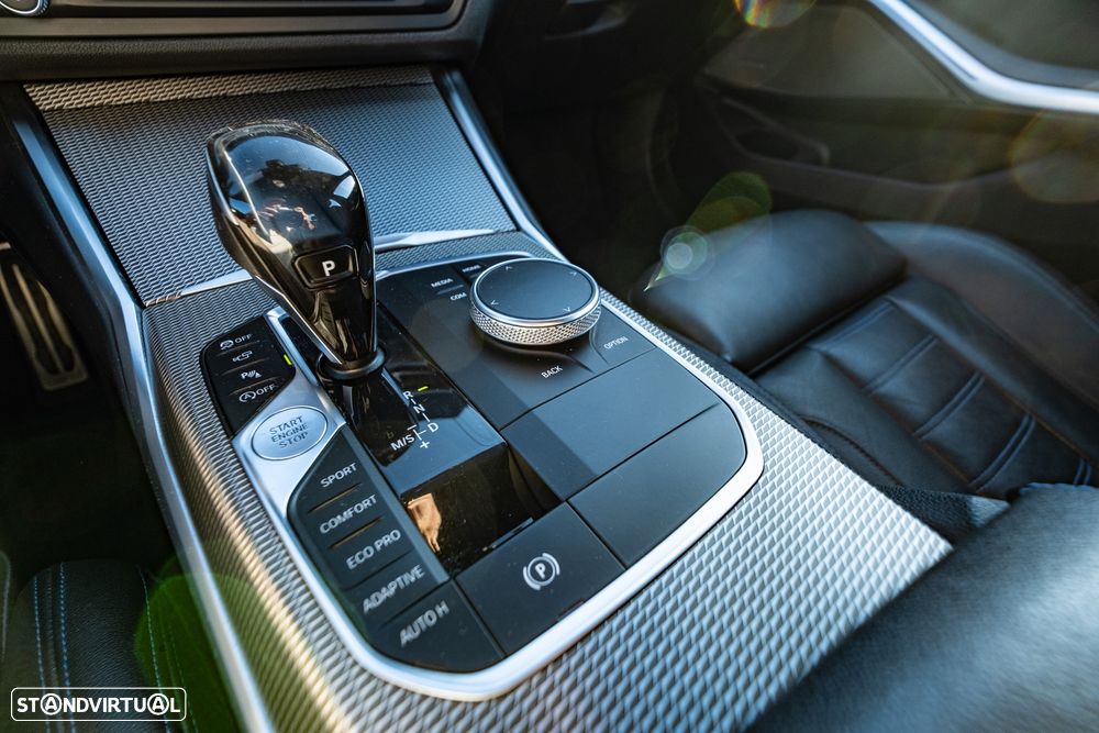 BMW 330 i xDrive Pack M - 33