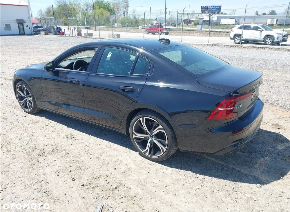 Volvo S60 - 3