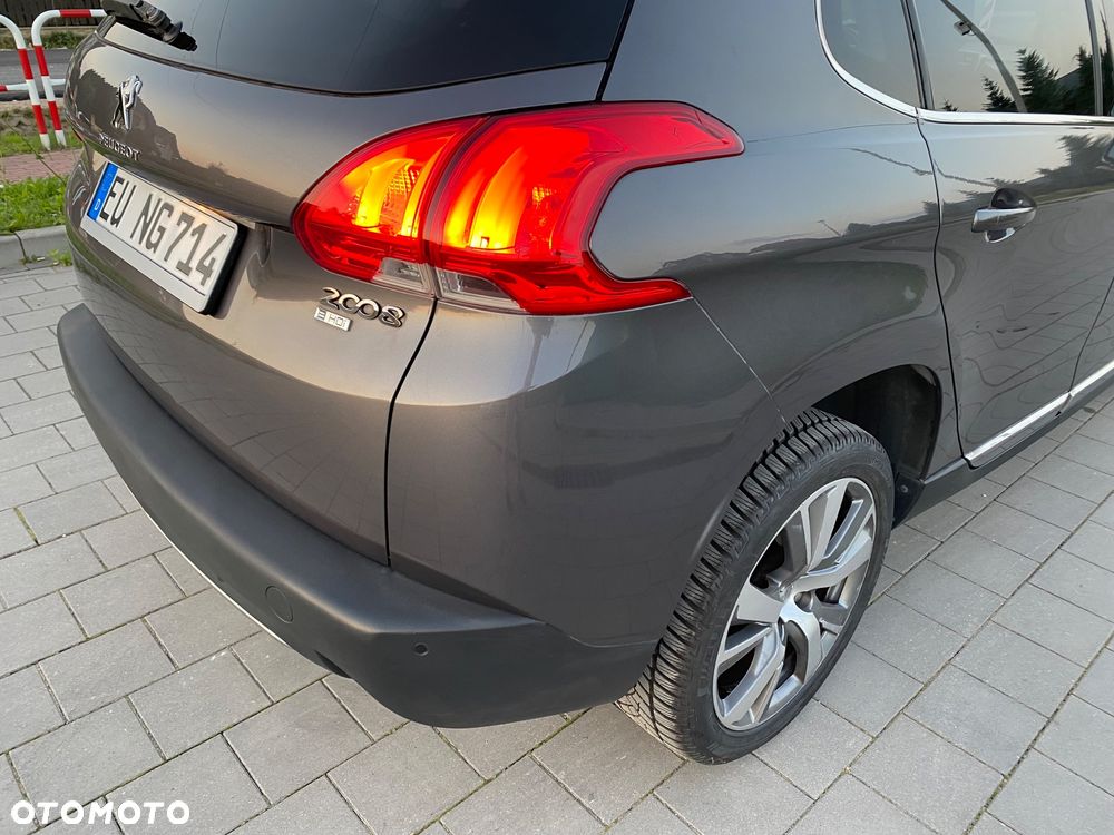 Peugeot 2008 1.6 e-HDi Allure S&S - 24