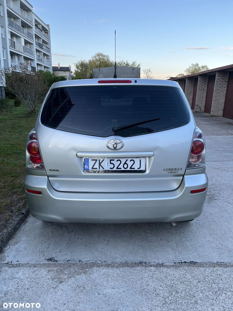 Toyota Corolla Verso 1.8 Sol - 7