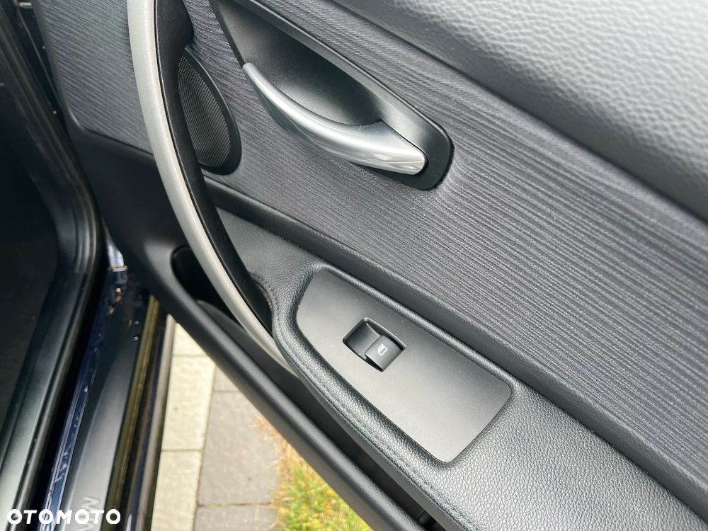 BMW Seria 1 118i Edition Sport - 15