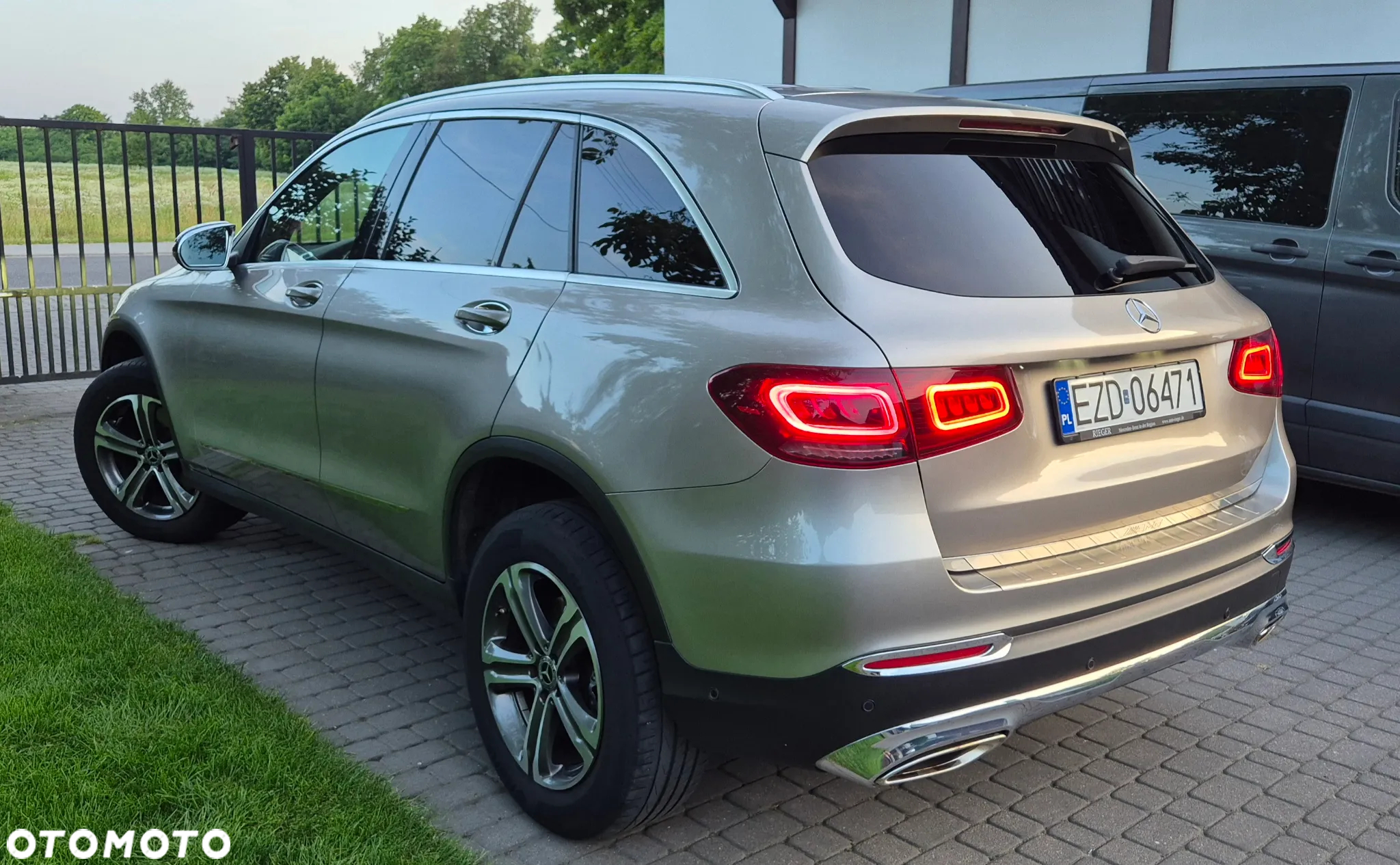 Mercedes-Benz GLC 250 4Matic 9G-TRONIC - 6