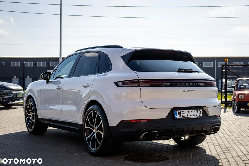 Porsche Cayenne - 8