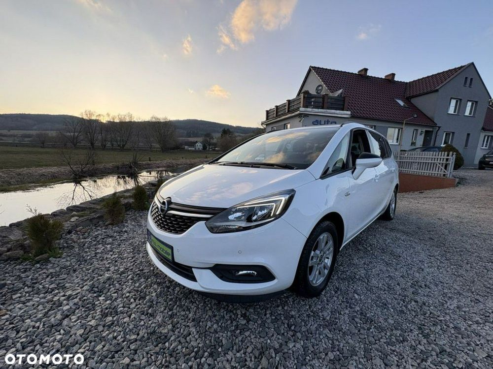 Opel Zafira - 2