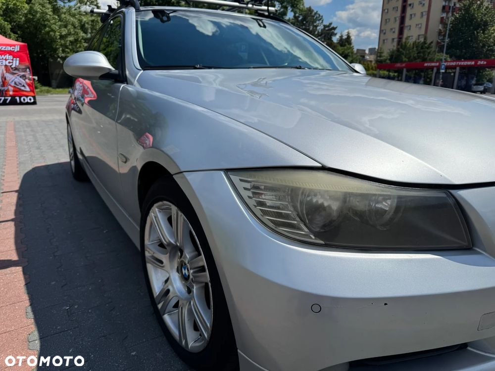BMW Seria 3 320d DPF Touring - 18