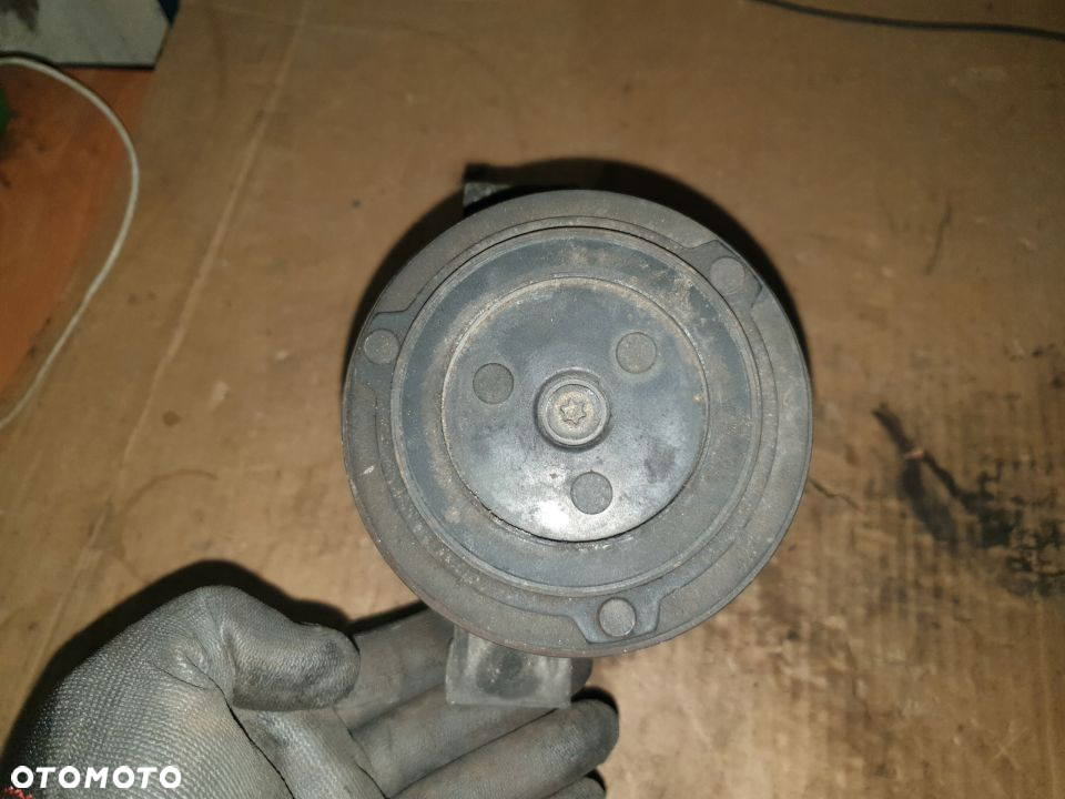 BMW E46 1.8B kompresor sprężarka klimatycaji 6908660 - 3