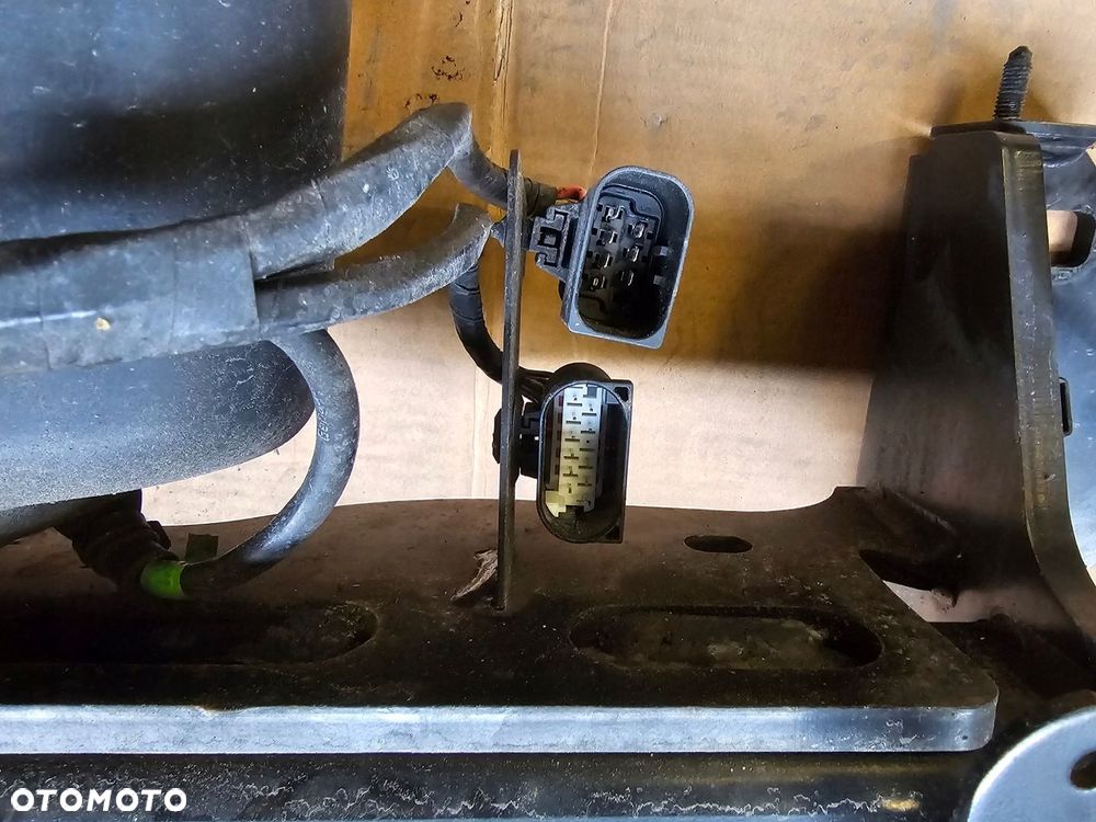 Hak holowniczy elektryczny BMW G20 G21 G20 G21 4 G22 G23 G24 G26 6879160 WESTFALIA - 6