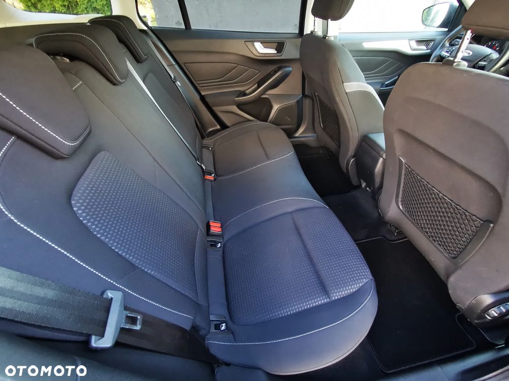 Ford Focus 1.0 EcoBoost STart-Stopp-System TITANIUM X - 15