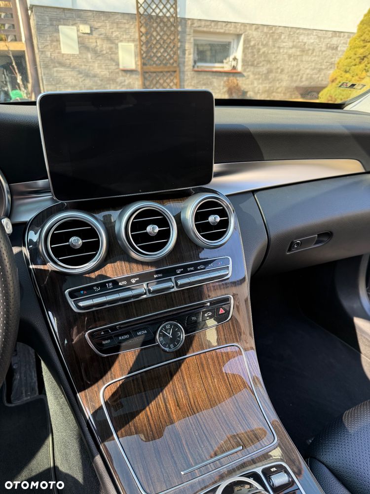 Mercedes-Benz Klasa C 300 7G-TRONIC Avantgarde - 12