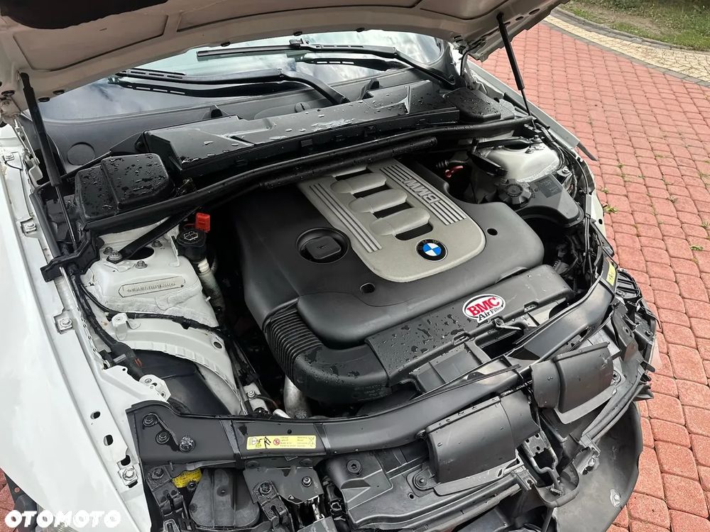 BMW Seria 3 330d Coupe - 16