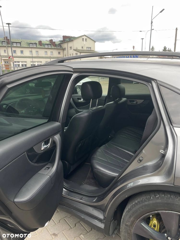 Infiniti Q70 3.7 S Premium - 18