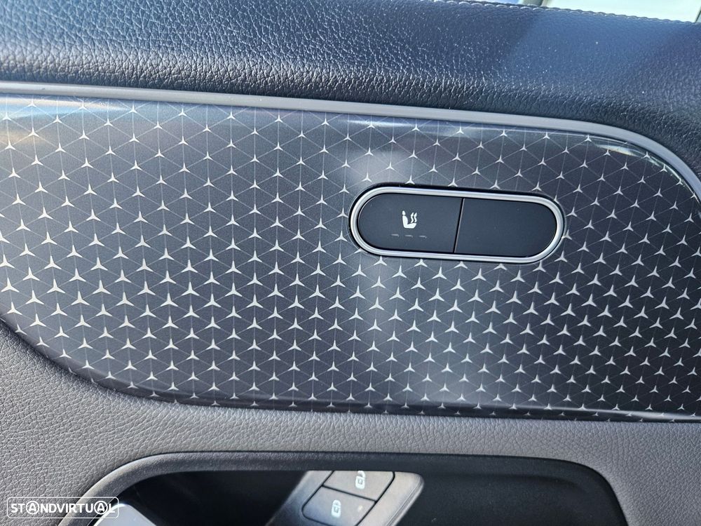 Mercedes-Benz EQA 300 4Matic Electric Art - 19