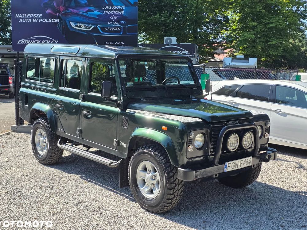 Land Rover Defender 110 SE - 3