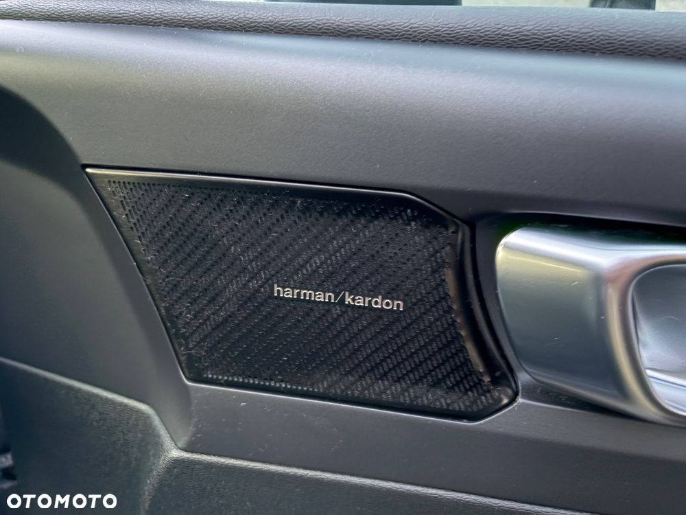 Volvo XC 40 D3 Momentum Pro - 11