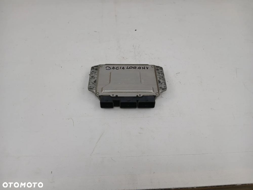 Komputer centralka sterownik silnika Dacia Logan II 1.2 - 2