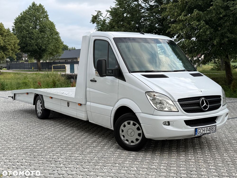 Mercedes-Benz Sprinter - 1