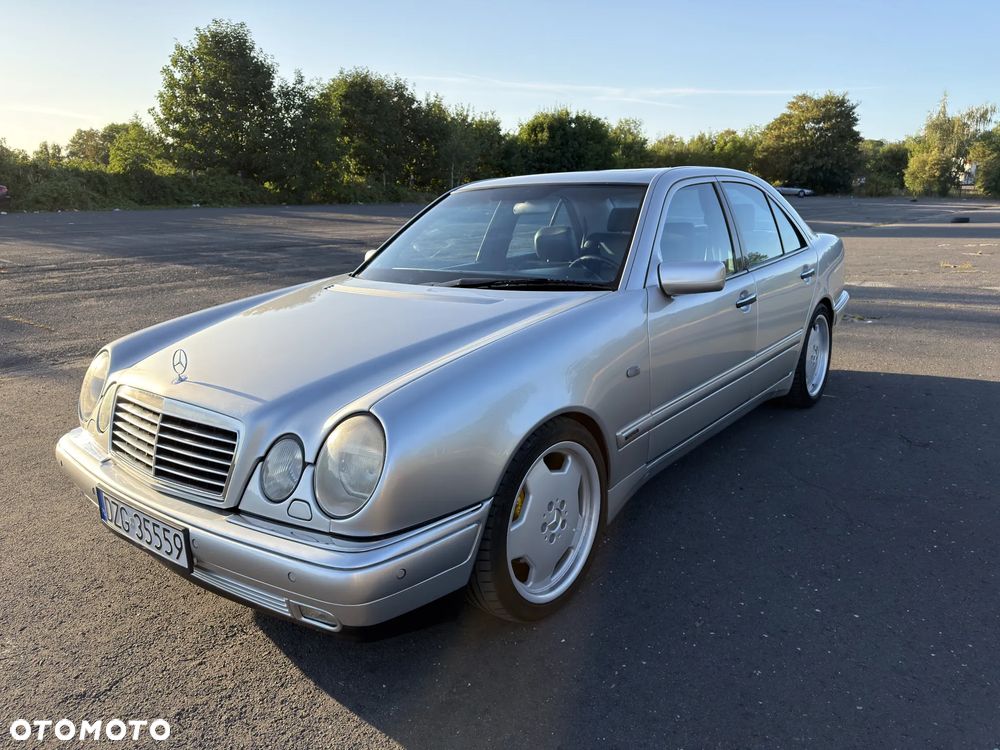 Mercedes-Benz Klasa E 430 T Avantgarde - 8