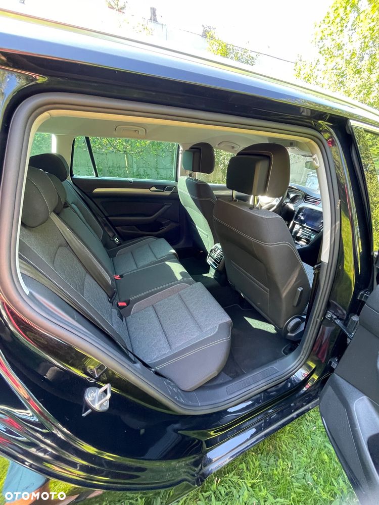 Volkswagen Passat 2.0 TDI EVO Elegance DSG - 7