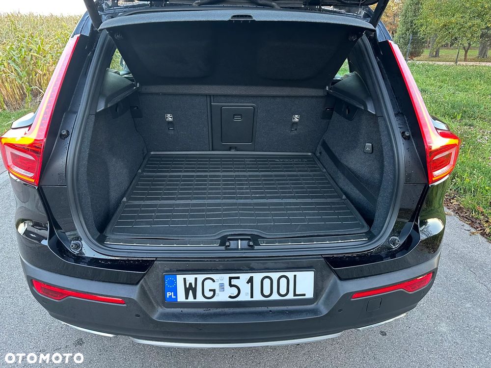 Volvo XC 40 D4 AWD Geartronic Inscription - 28