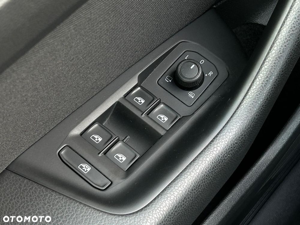 Volkswagen Passat 2.0 TSI Business DSG - 20