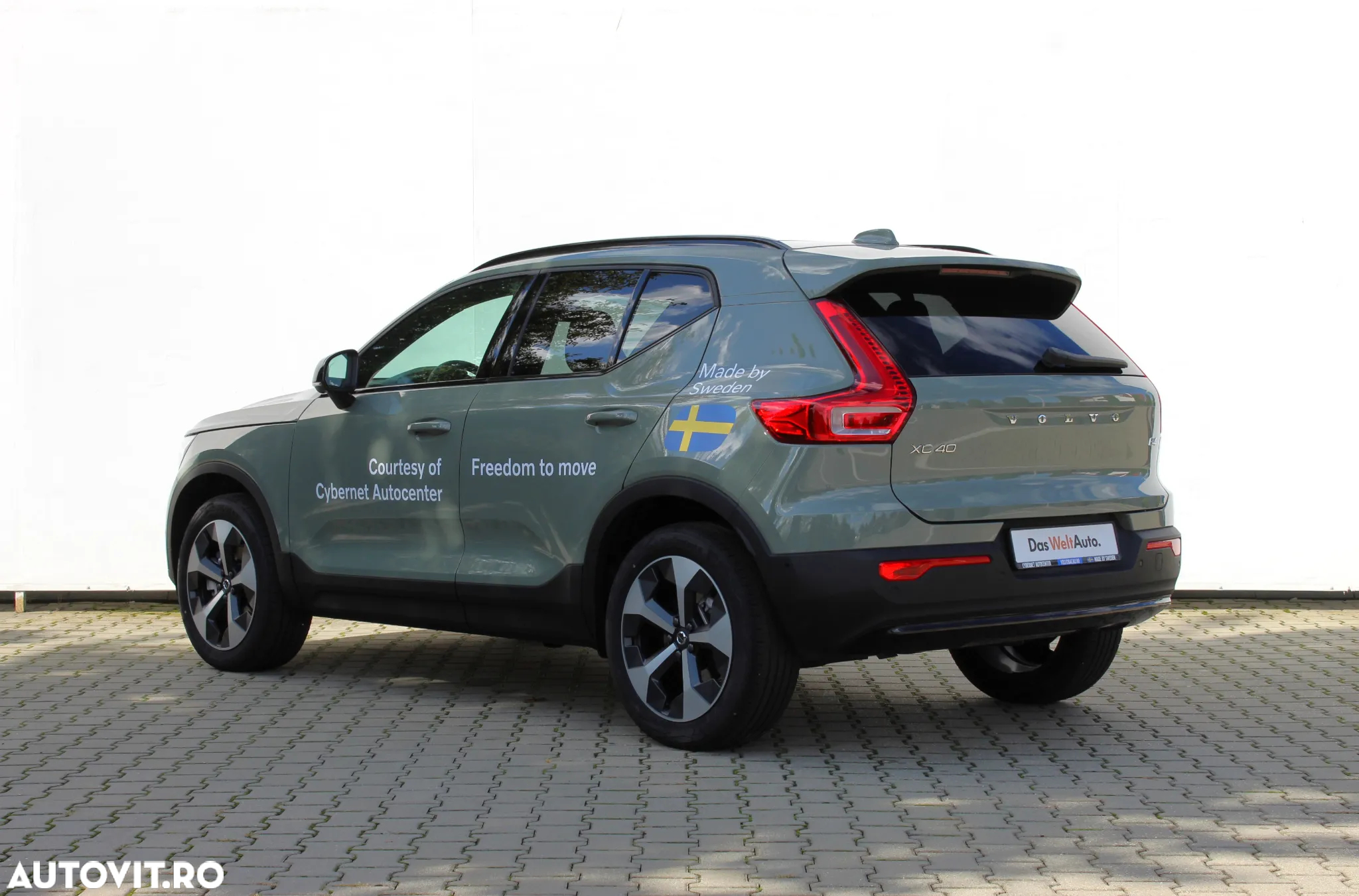 Volvo XC 40 B4 AT FWD MHEV Ultimate Dark - 10