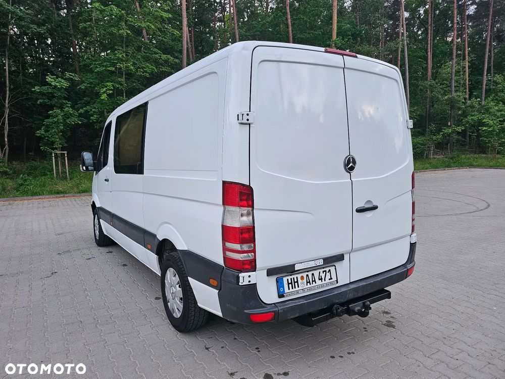 Mercedes-Benz Sprinter - 9