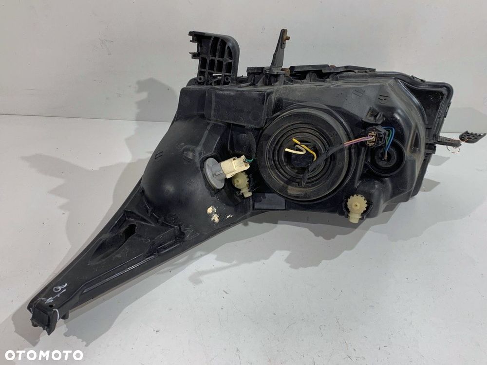 REFLEKTOR PRAWY PRZÓD  CHEVROLET CRUZE (J300) 2009 - 2022 1.6 91 kW [124 KM] benzyna 2009 - 2022 - 7