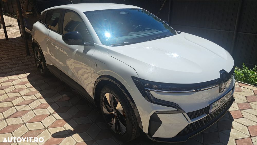 Renault Megane E-TECH 60 kWh 220 CP Techno - 2