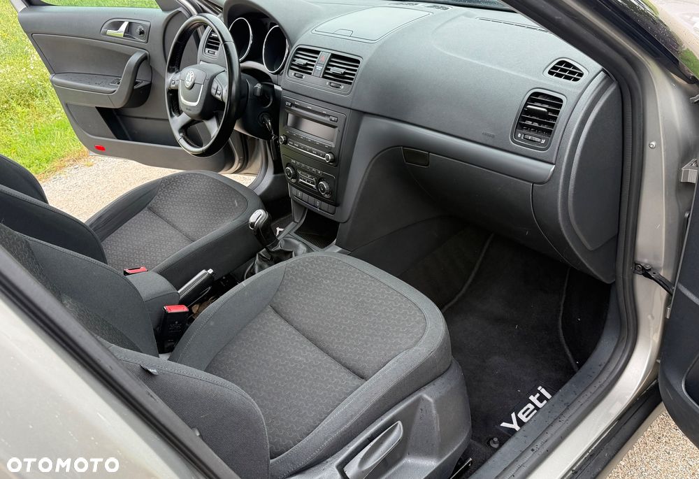 Skoda Yeti 2.0 TDI Joy - 14