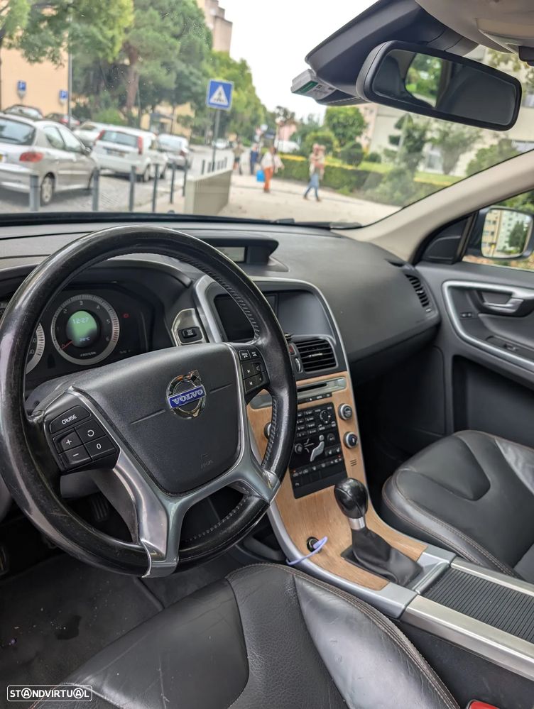 Volvo XC 60 2.0 D3 Drive Summum Start/Stop - 6