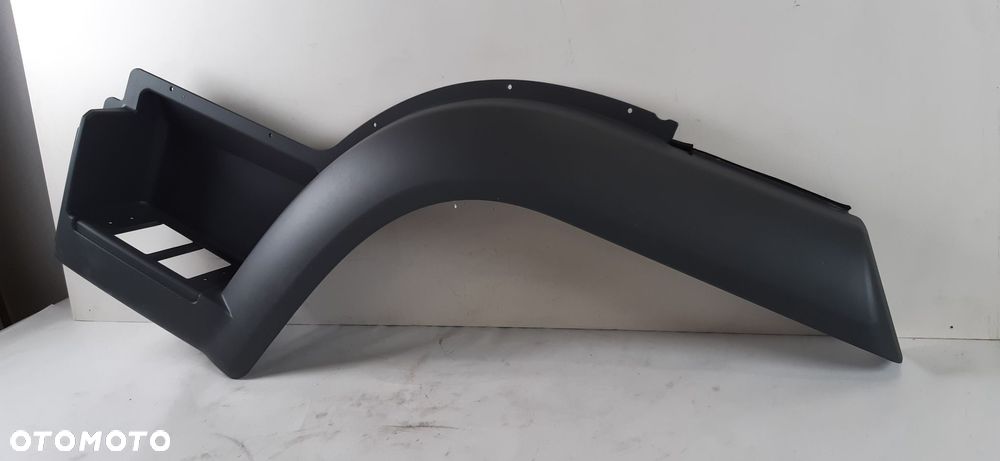 NISSAN ALTEON STOPIEŃ BŁOTNIKA LEWY PRZÓD 63813-9X001 - 2