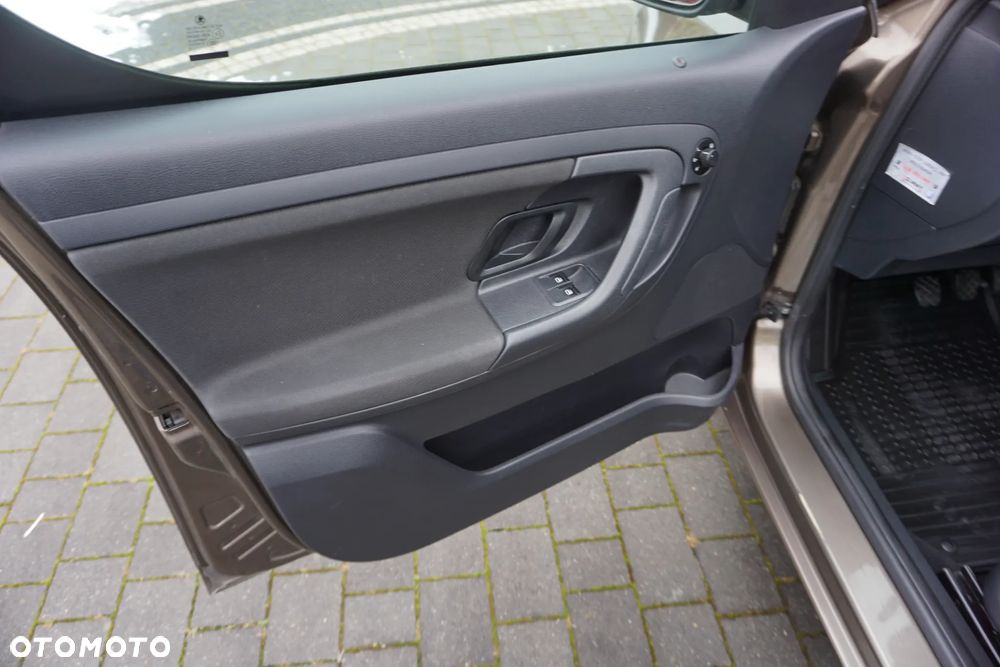 Skoda Roomster 1.4 16V Ambition - 11