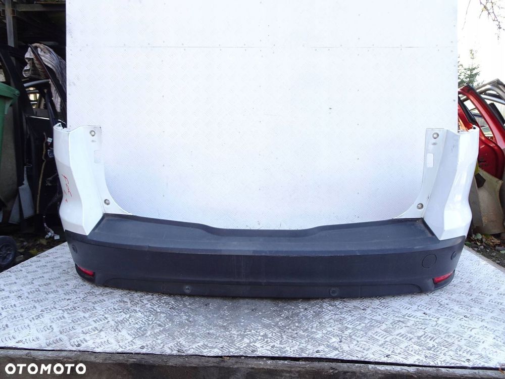 zderzak tył ford focus mk3 5b kombi - 2