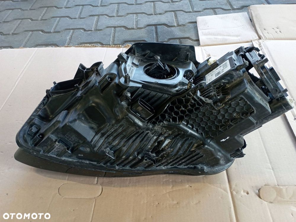 VW TOUAREG III LAMPA PRAWA PRZÓD PRZEDNIA 761941082 - 13