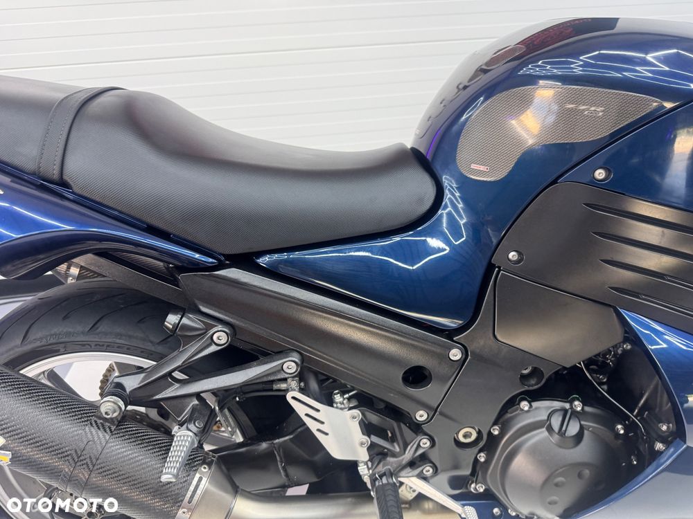 Kawasaki ZZR - 11