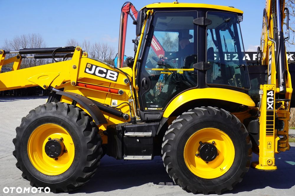 JCB 4CX PRO / Joysticki / r. 2023 / 4 sztuki - 18