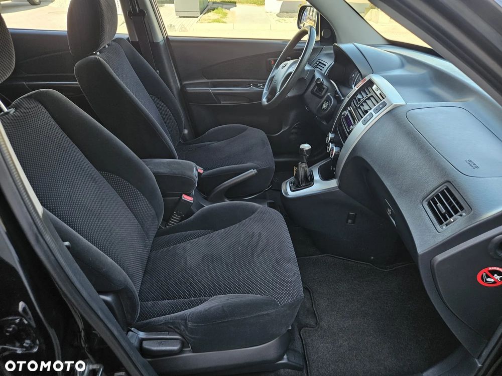 Hyundai Tucson 2.0 4WD GLS - 26