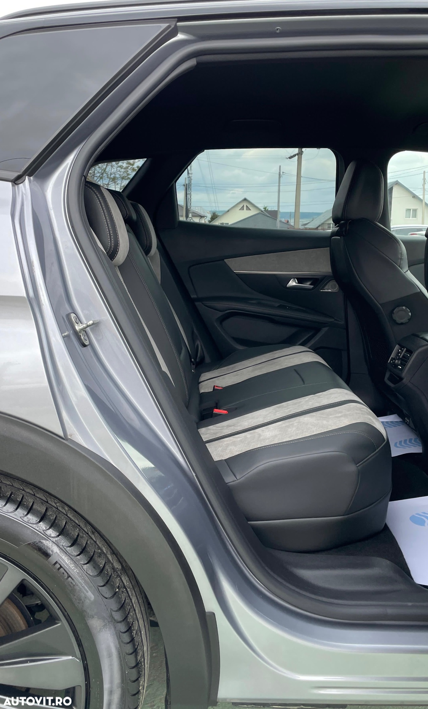 Peugeot 3008 PHEV EAT8 GT Pack - 34