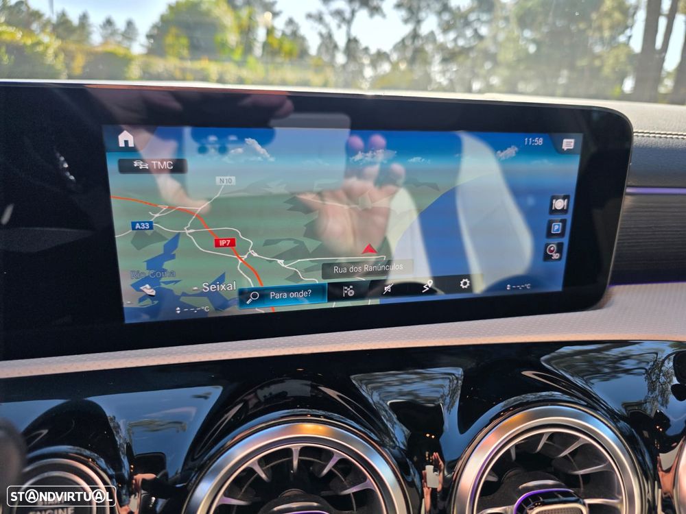 Mercedes-Benz CLA 250 e 8G-DCT - 10