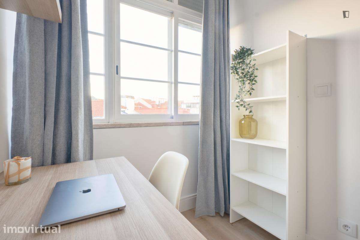 Quarto - localizado em Alameda Lisbon - Grande imagem: 5/36